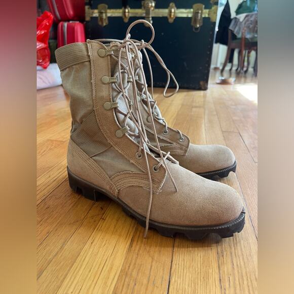 Vintage Shoes - 90s Vintage US Army Hot Weather Desert Boot  US Mens Size 6.5